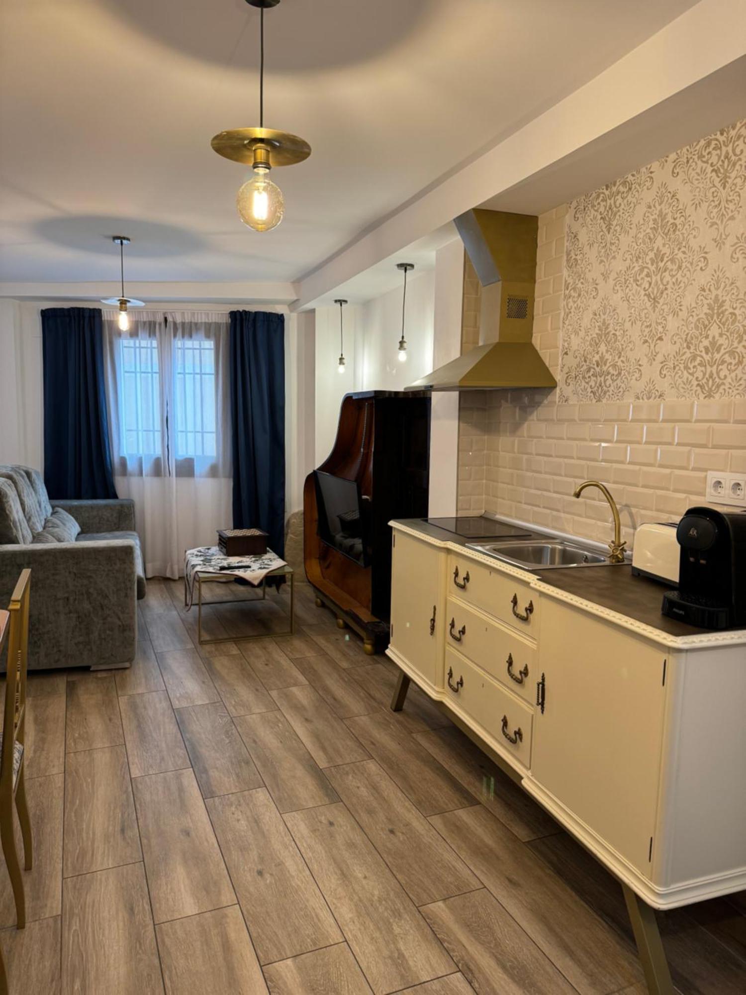 Ateneo Cuenca Suites Con Cocina En El Casco Historico エクステリア 写真