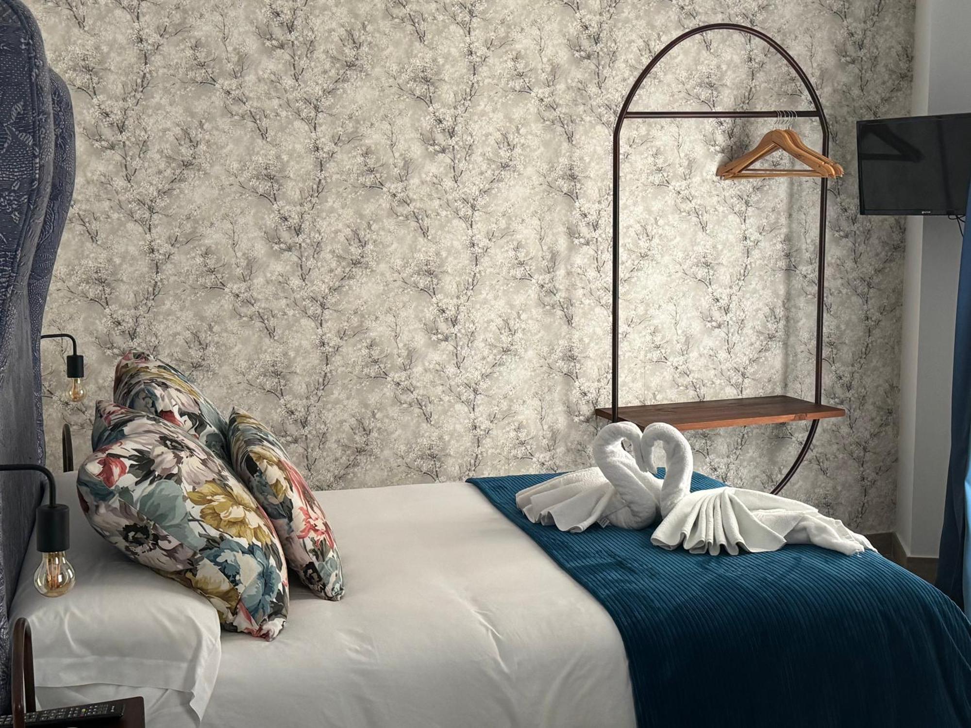 Ateneo Cuenca Suites Con Cocina En El Casco Historico エクステリア 写真