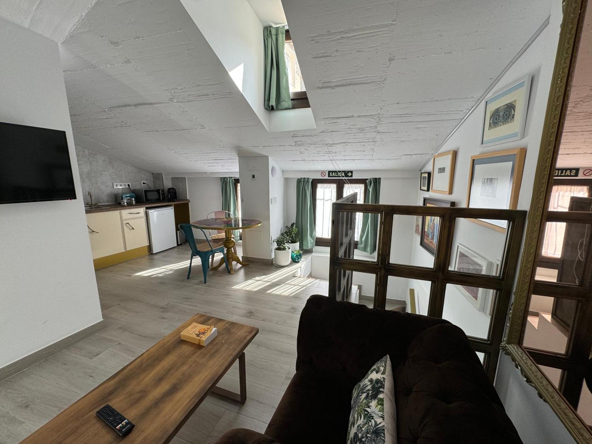 Ateneo Cuenca Suites Con Cocina En El Casco Historico エクステリア 写真